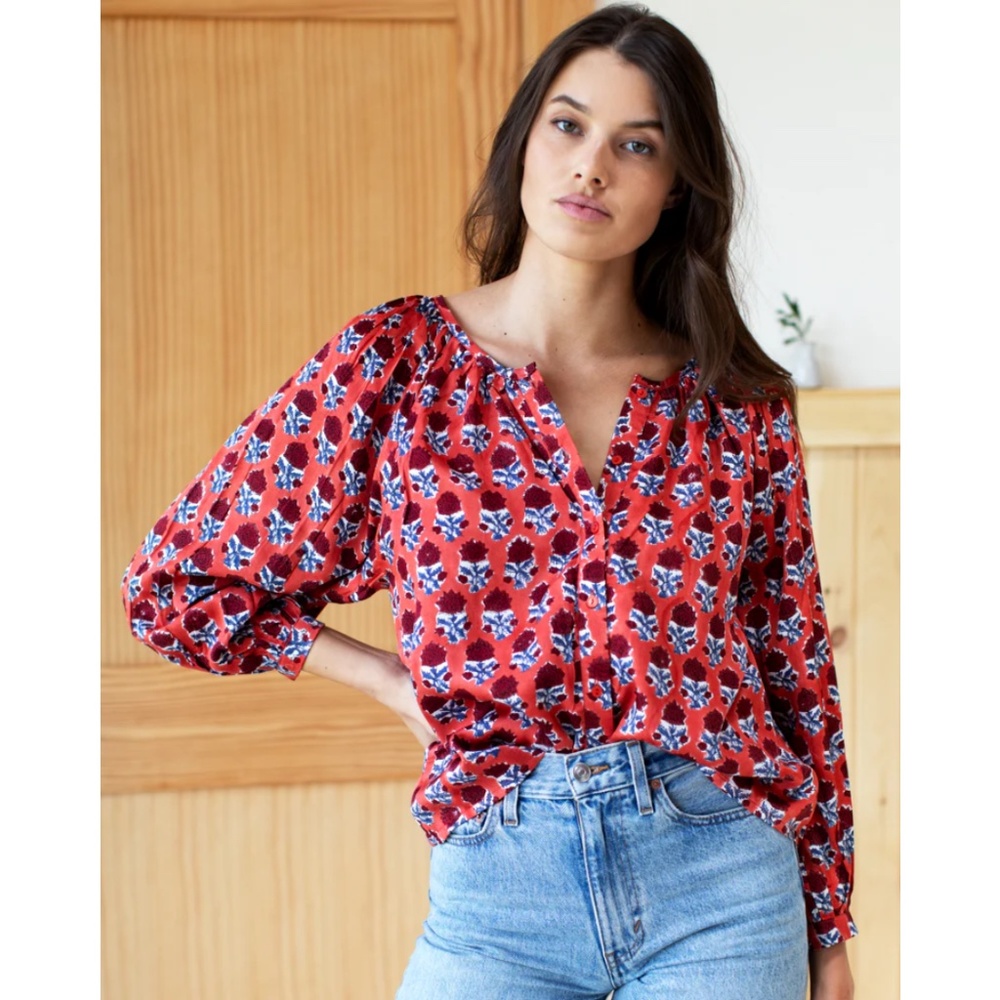 EMERSON FRY FRANCES BLOUSE NWOT - CARMEN FLOWERS SATIN Tuckernuck Size XS